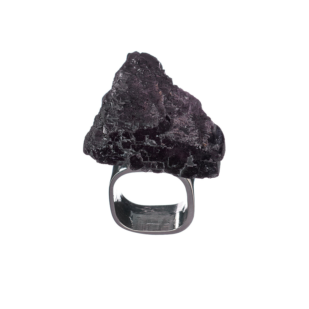 Roxx Black Tourmaline Asymmetrical Ring by Märta Larsson in polished silver, an asymmetrical raw black tourmaline crystal set in recycled sterling silver on white background.